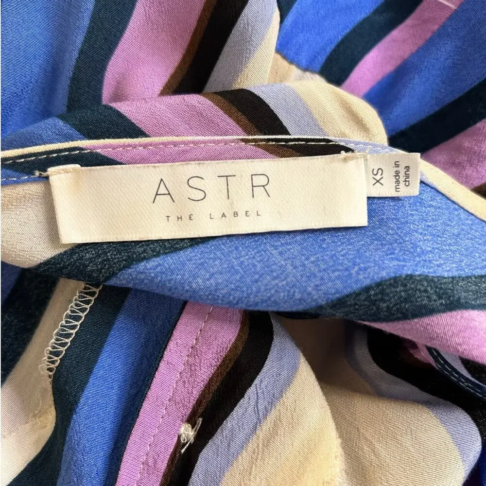 ASTR the Label Women's‎ Periwinkle Multi-Stripe Jumpsuit Romper Dress Size XS
